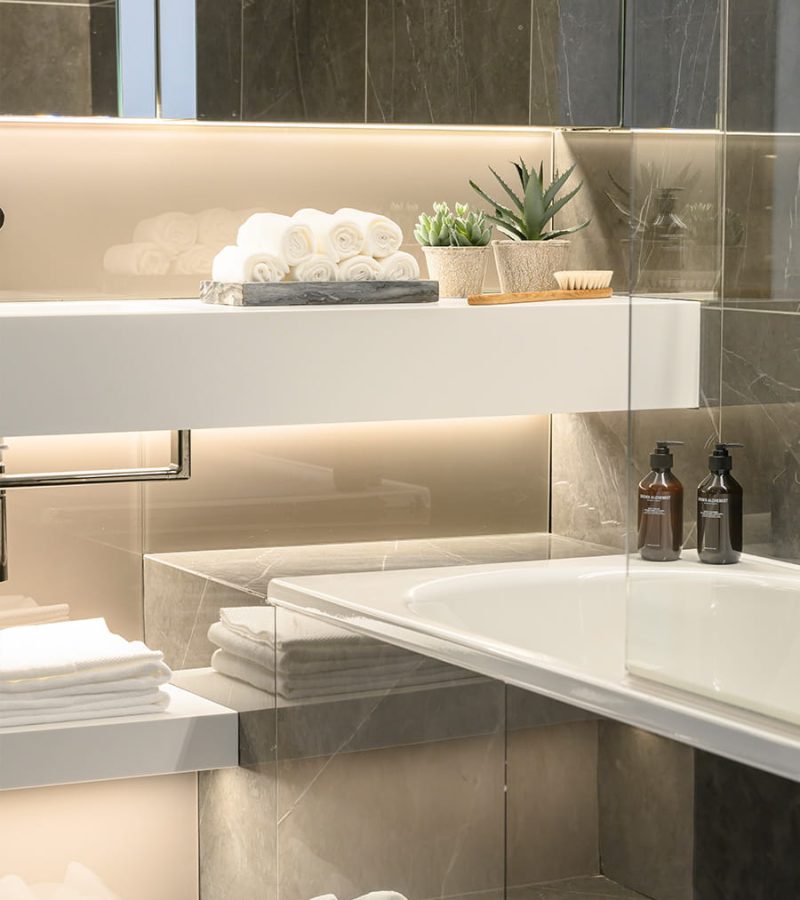 white-city-living-interior-gallery-portrait-bathroom-3-29032023.ashx